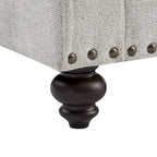 37.2 Fauteuil d'appoint en chenille clouté