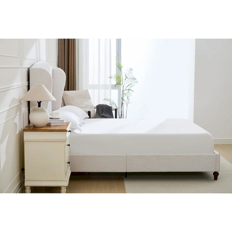 - Cadre de lit classique Windsor avec tête de lit capitonnée à oreilles