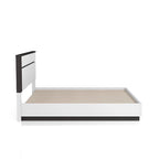 Ensemble de chambre à coucher Conjira Modern 4 pièces en bois blanc avec plateforme