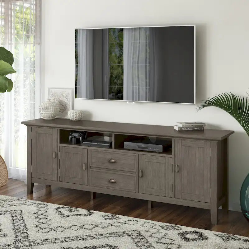 Meuble TV transitionnel en BOIS MASSIF Mansfield de 72 pouces de large pour téléviseurs jusqu'à 80 pouces - 72 L x 16,5 P x 26 H