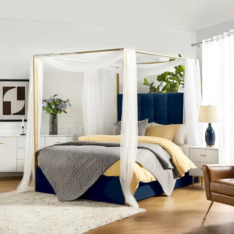 Lit à baldaquin Queen Size Milton contemporain rembourré par