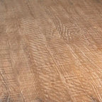 Table à manger ronde en pin récupéré de 59 pouces, style antique naturel, avec piédestal sculpté