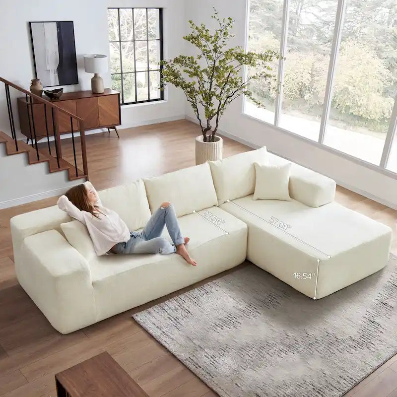 Canapé d'angle moderne avec coussins pour salon