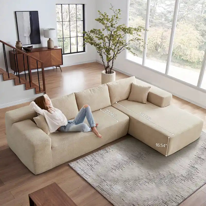 Canapé d'angle moderne avec coussins pour salon