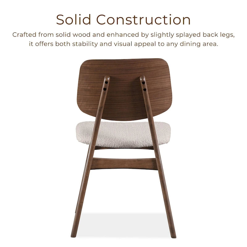 Beau | Lot de 2 chaises de salle à manger en noyer de style milieu de siècle avec assises en tissu bouclé