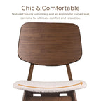 Beau | Lot de 2 chaises de salle à manger en noyer de style milieu de siècle avec assises en tissu bouclé