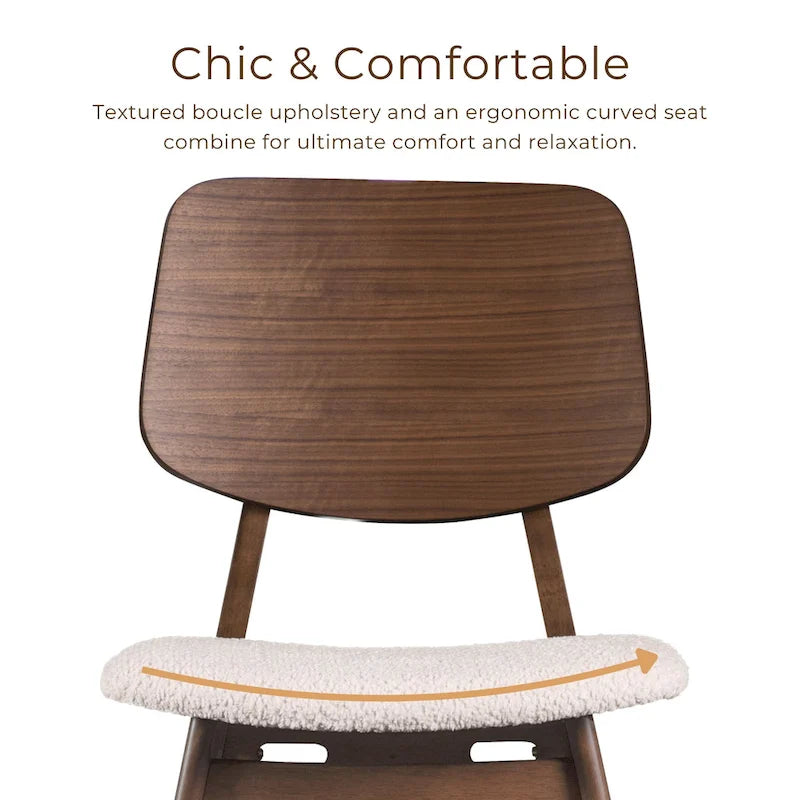 Beau | Lot de 2 chaises de salle à manger en noyer de style milieu de siècle avec assises en tissu bouclé