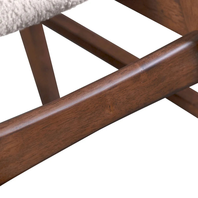 Beau | Lot de 2 chaises de salle à manger en noyer de style milieu de siècle avec assises en tissu bouclé